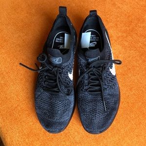 Nike fly knit sneakers